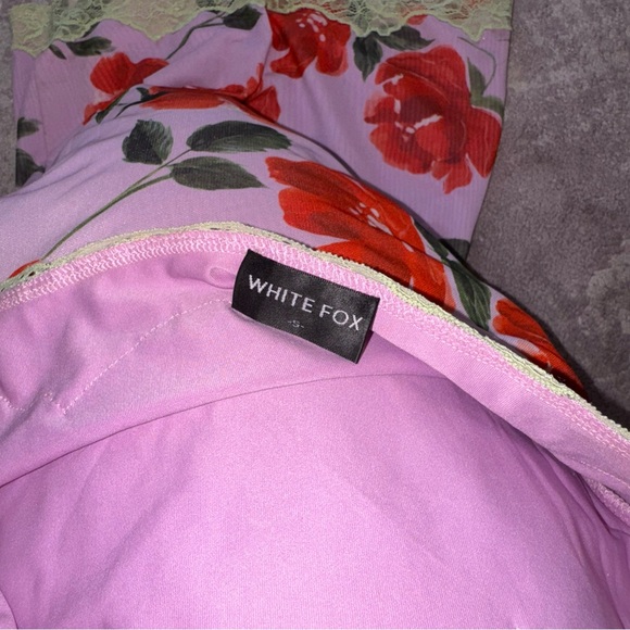 White Fox Small Pink Red Green Floral Lace Strapless Mini Tube Bodycon Dress - Picture 5 of 6